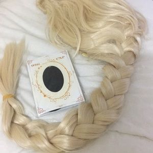 Elsa Wig